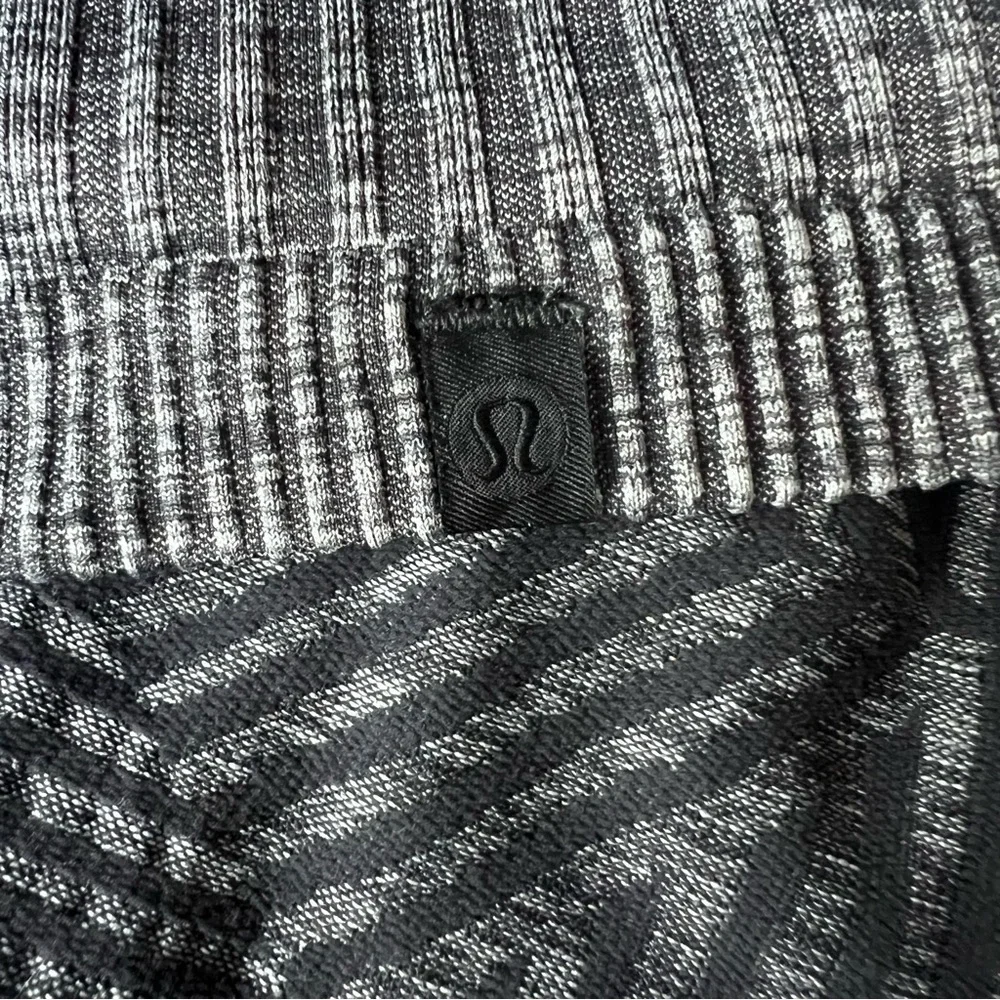 Lululemon Rest Less Pullover Top First Release Crew Neck  Heathered Black